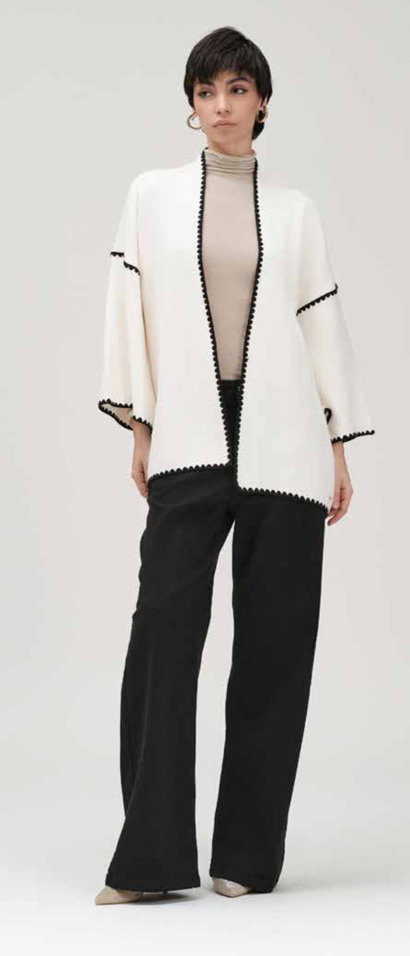 WHITE WISE KIMONO WW20045